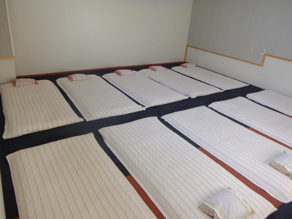 Natural Onsen Hostel Hidamari No Yu ทาคายาม่า ภายนอก รูปภาพ